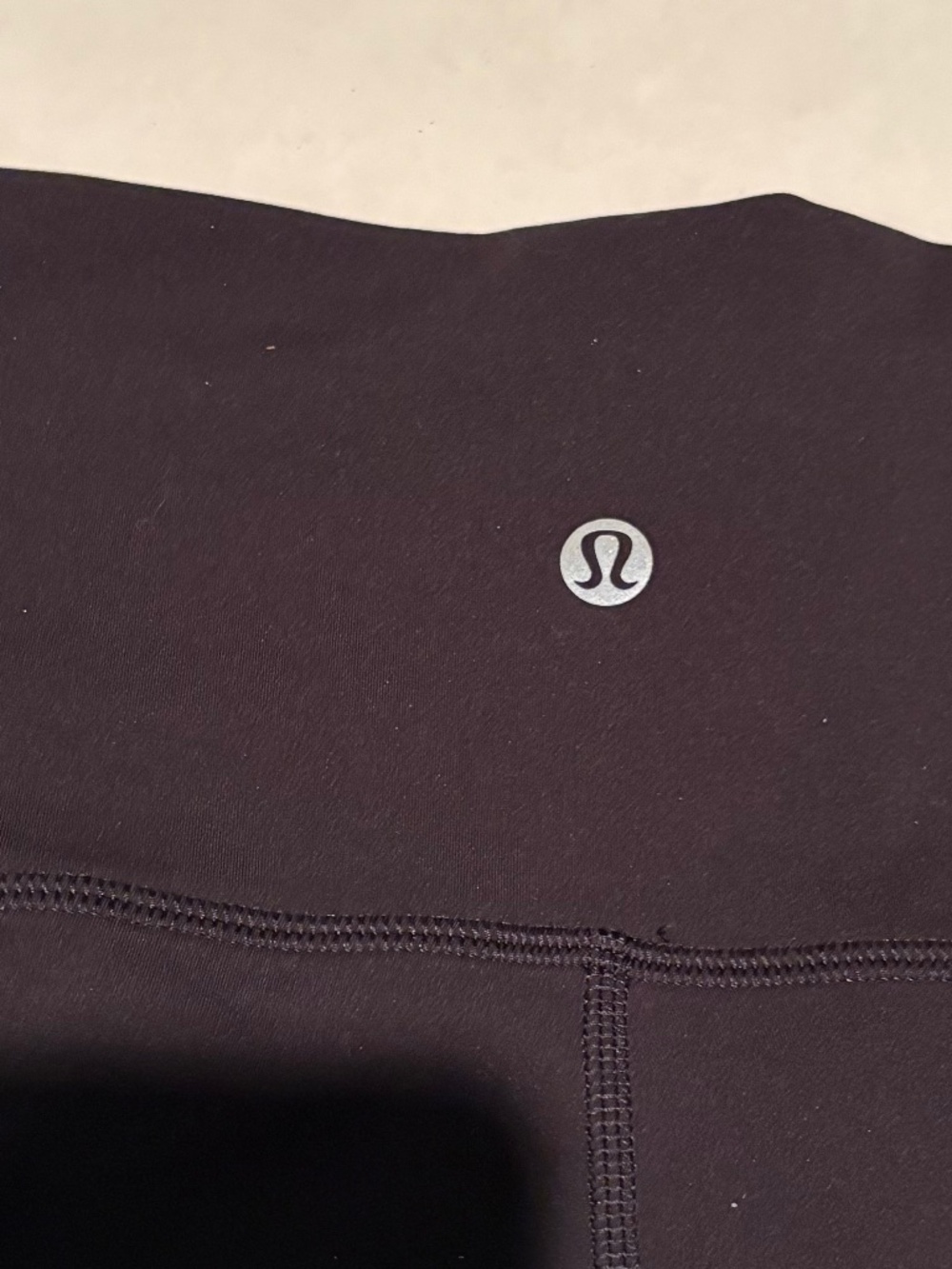 Lululemon Wunder Train High Rise Short - Picture 3 of 6